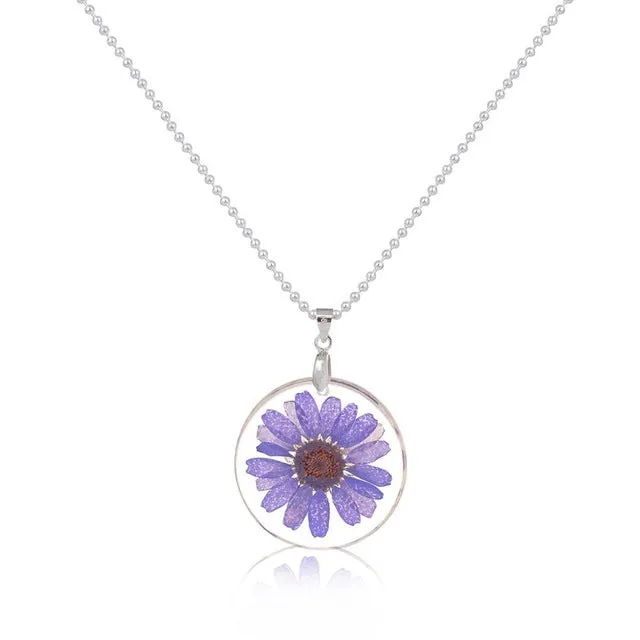 8SEASONS Handmade Boho Transparent Resin Dried Flower Daisy Necklace Ball Chain Silver Color White Round 45cm long, 1 Piece