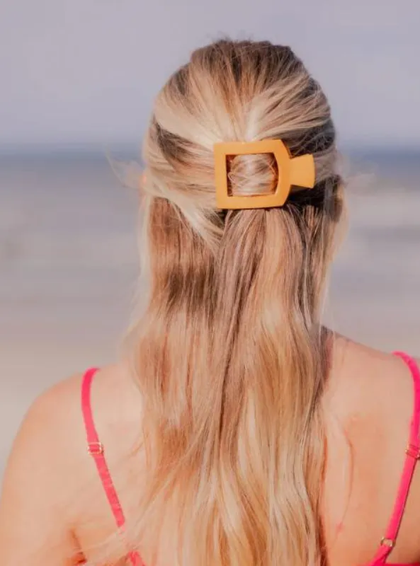 Mango for it! Medium Flat Square Hair Clip