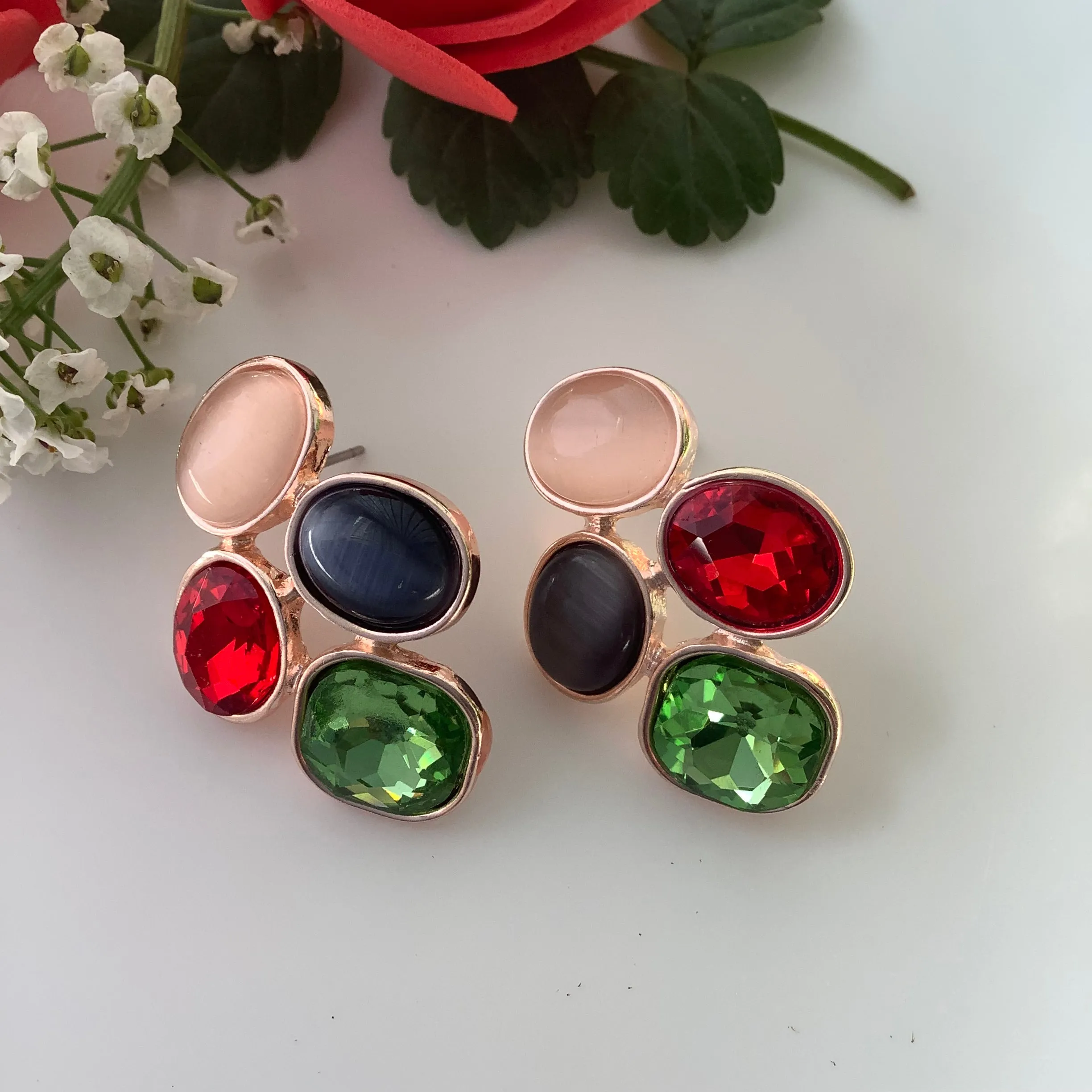 Salvanity - K-POP Fashion Jewellery Little Pebble Gems Earrings