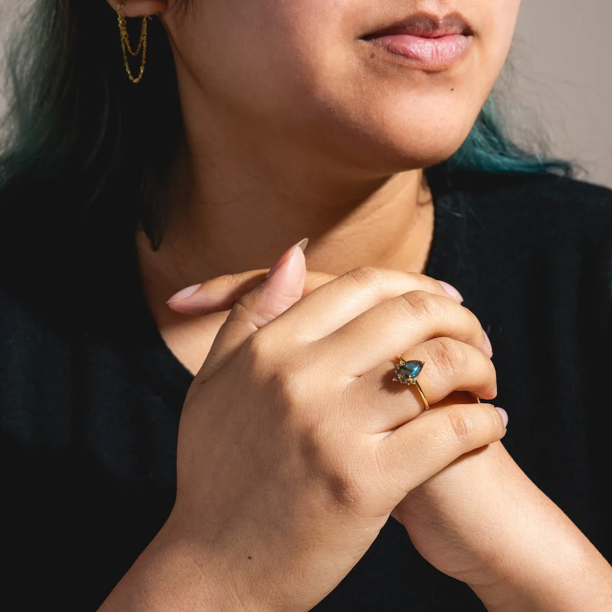 Solid Gold Labradorite Dew Drop Ring